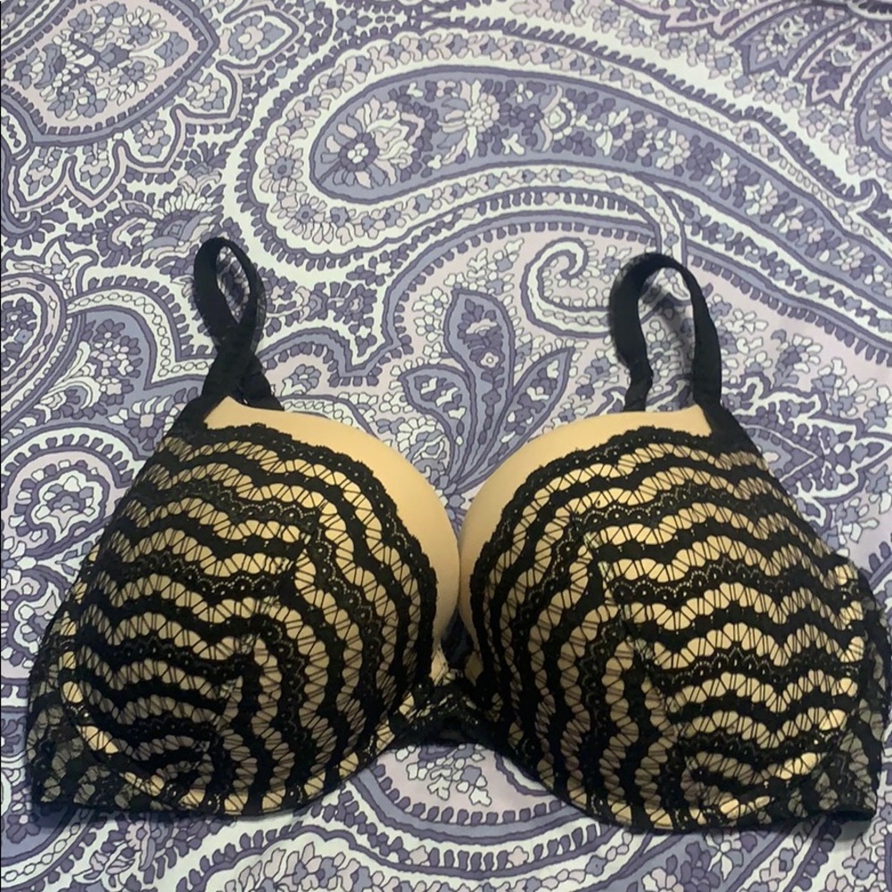 Victoria’s Secret very sexy push-up 36DDD